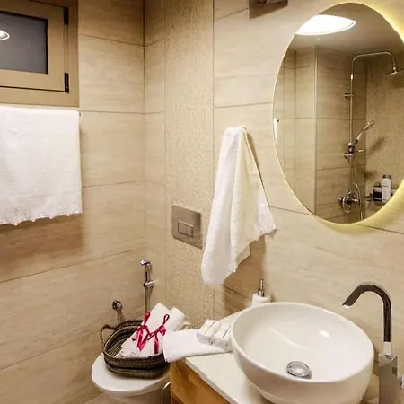 Casa Di Cleopatra - Luxurious Getaway Holiday home *